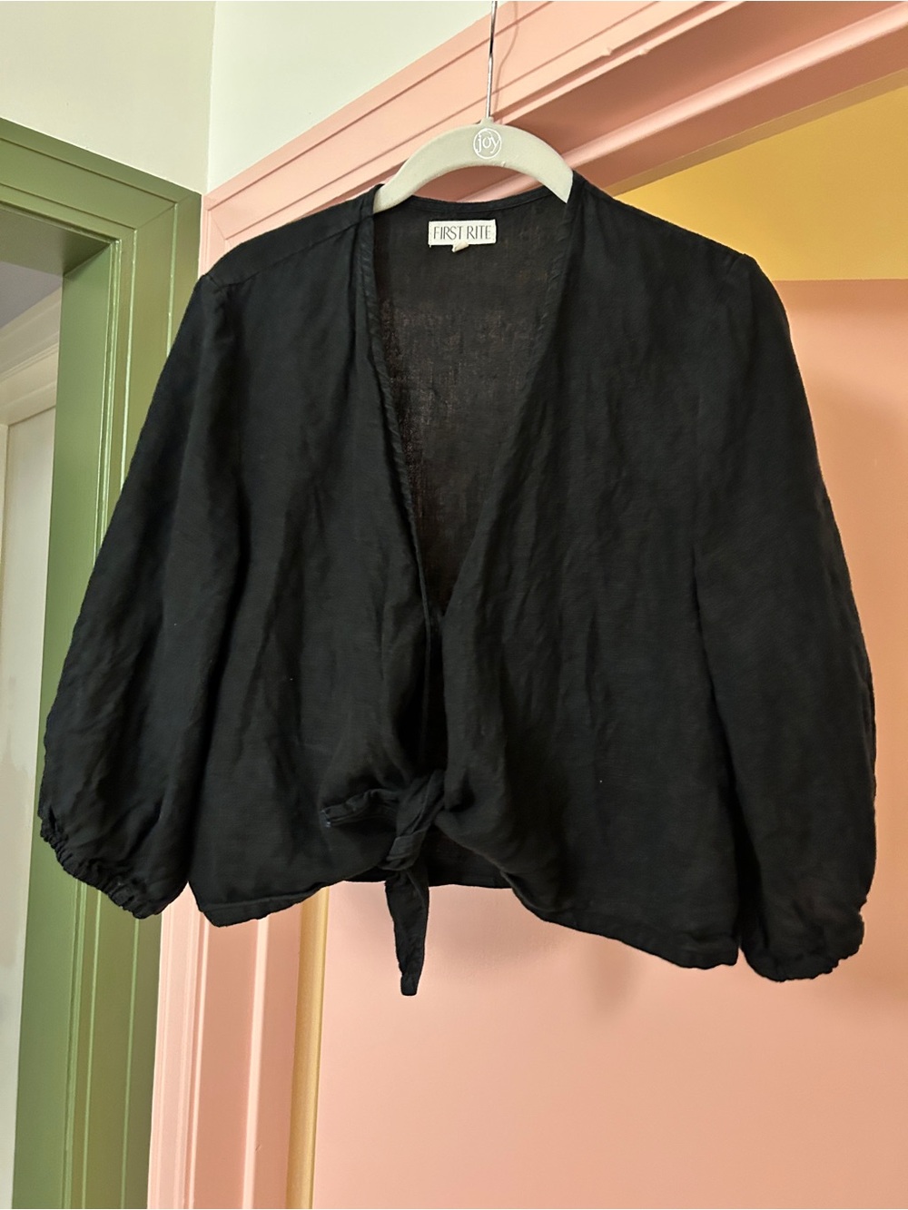 First Rite linen blouse - fits like a M